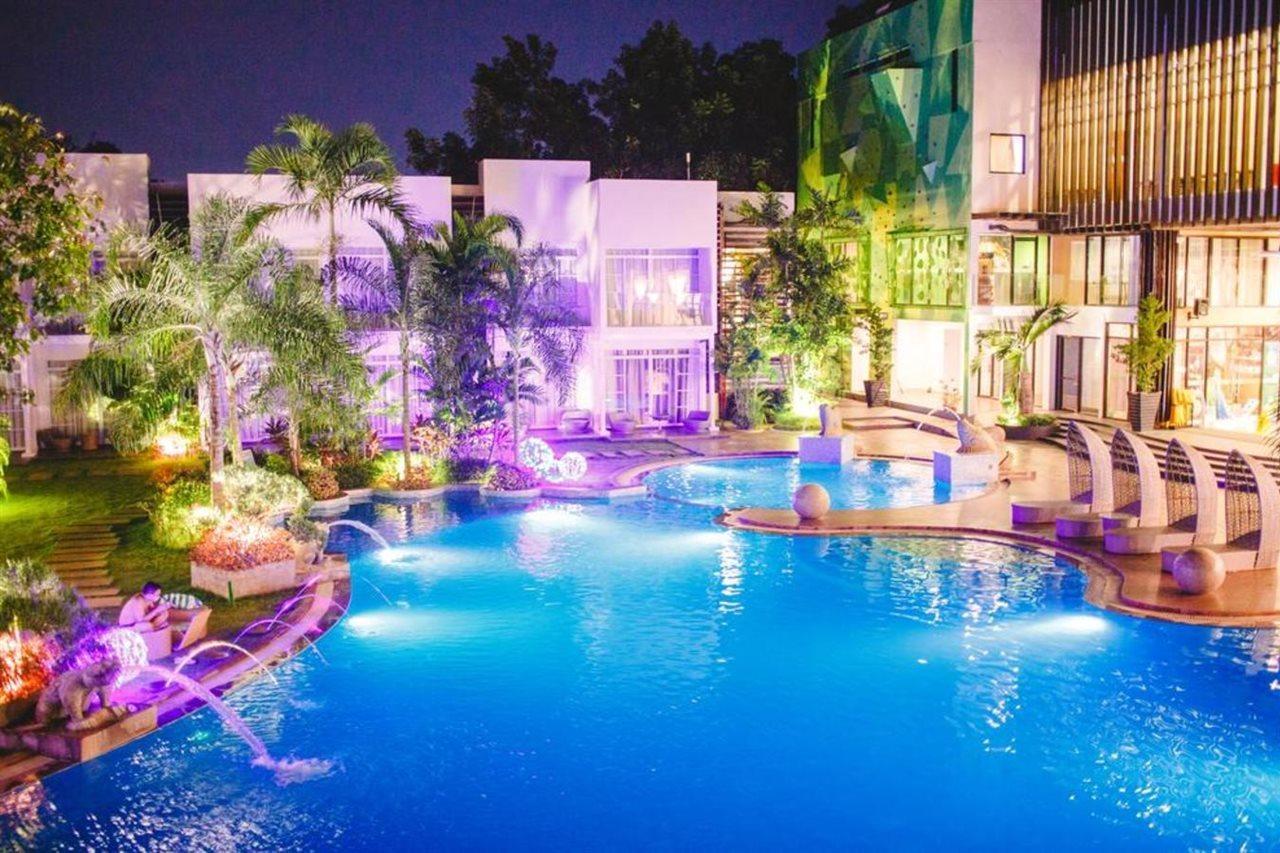 Aziza Paradise Hotel Puerto Princesa Bagian luar foto