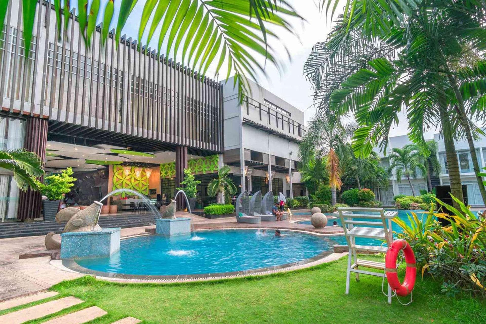 Aziza Paradise Hotel Puerto Princesa Bagian luar foto