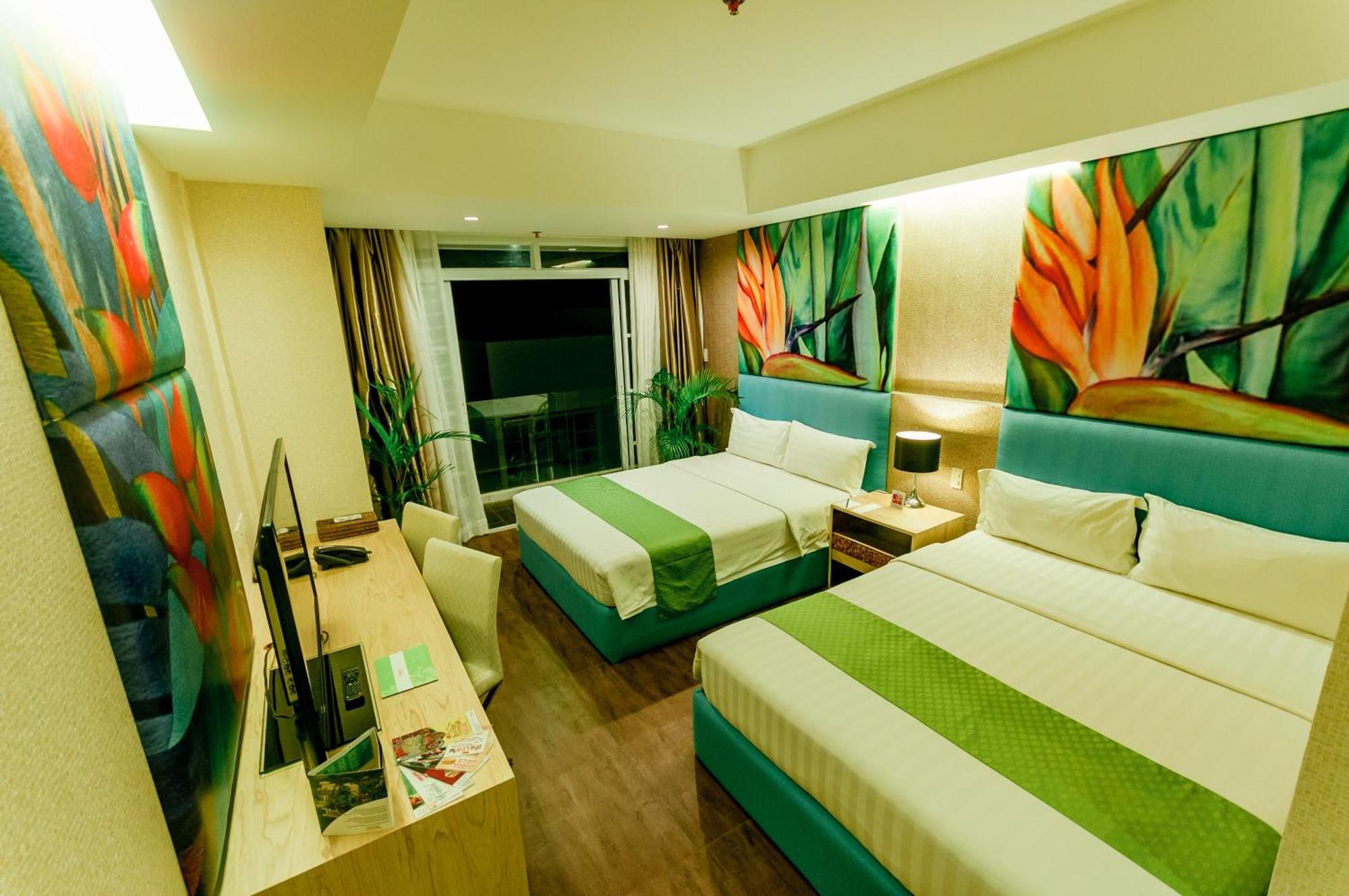 Aziza Paradise Hotel Puerto Princesa Bagian luar foto