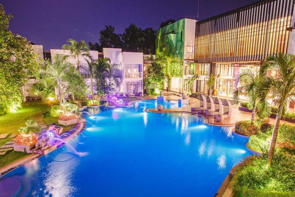 Aziza Paradise Hotel Puerto Princesa Bagian luar foto