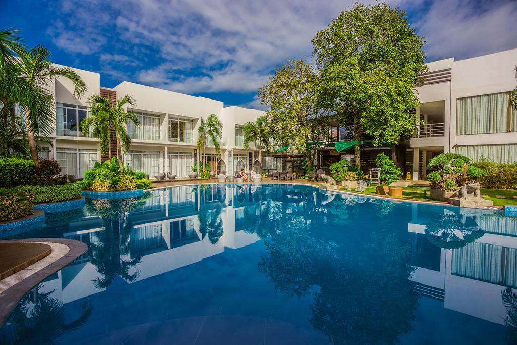 Aziza Paradise Hotel Puerto Princesa Bagian luar foto