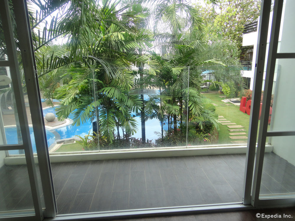 Aziza Paradise Hotel Puerto Princesa Bagian luar foto