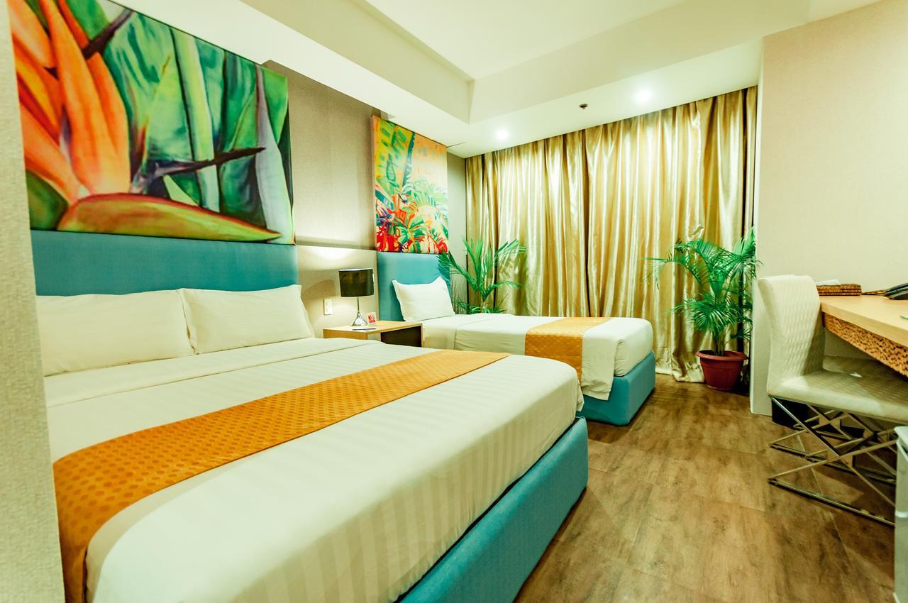 Aziza Paradise Hotel Puerto Princesa Bagian luar foto