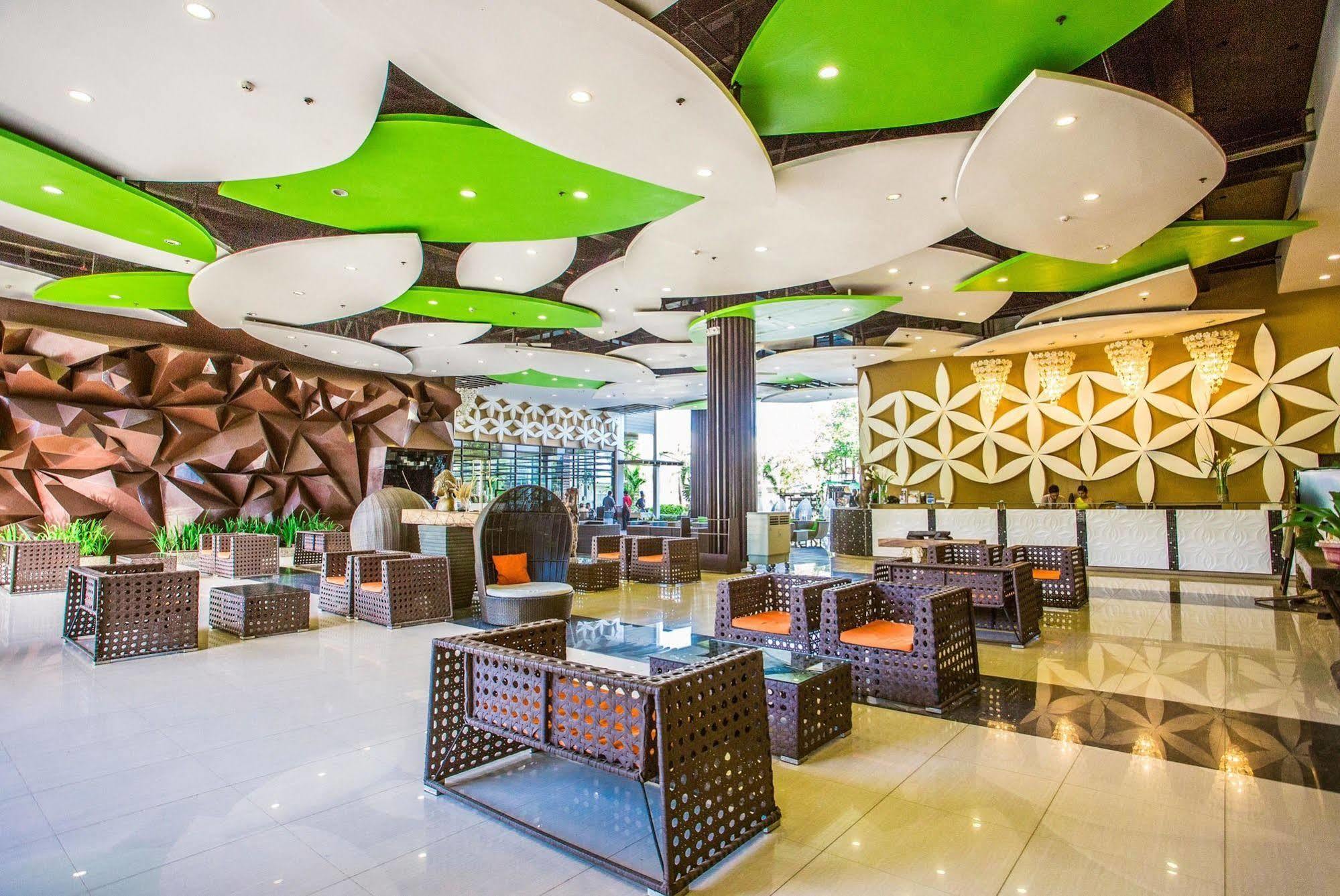 Aziza Paradise Hotel Puerto Princesa Bagian luar foto